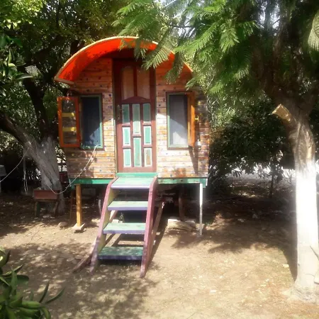 Saba Apart Aparthotel