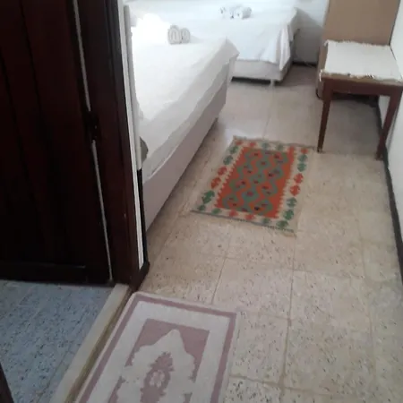 Saba Apart Aparthotel *